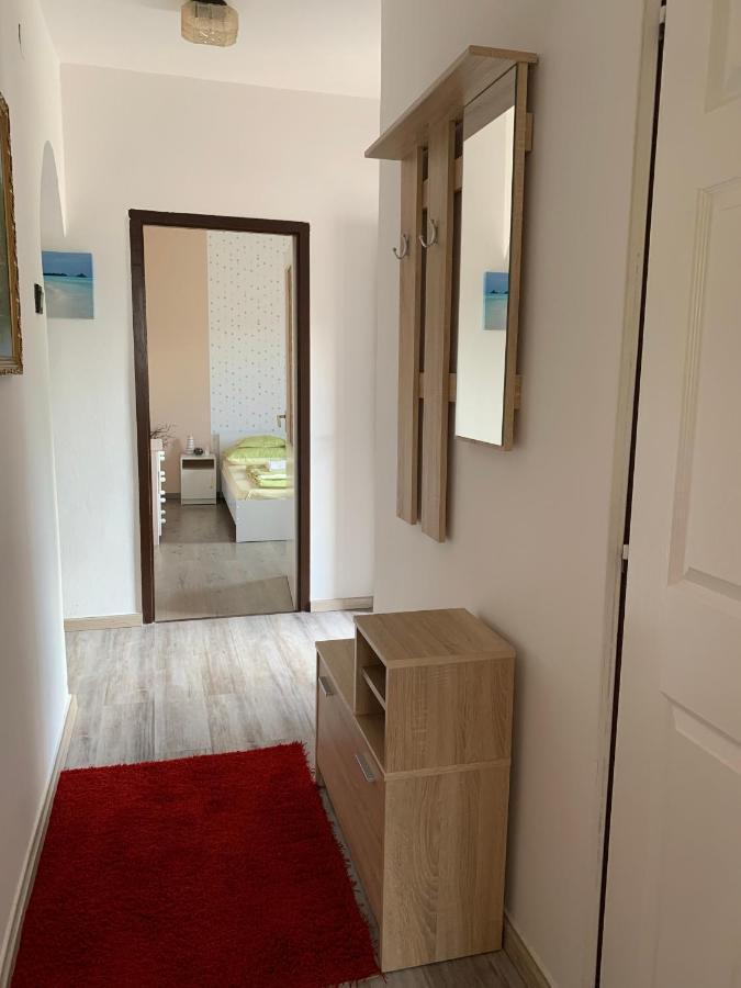 Nagcsalados Rozsa Apartman Balatonlelle Bagian luar foto