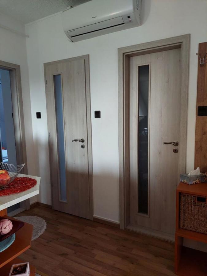 Nagcsalados Rozsa Apartman Balatonlelle Bagian luar foto