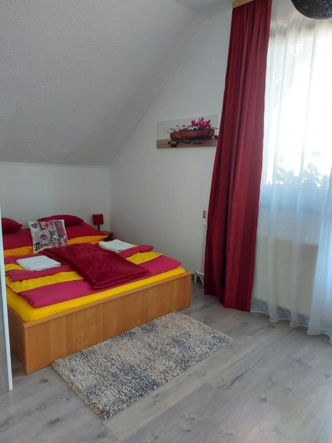 Nagcsalados Rozsa Apartman Balatonlelle Bagian luar foto